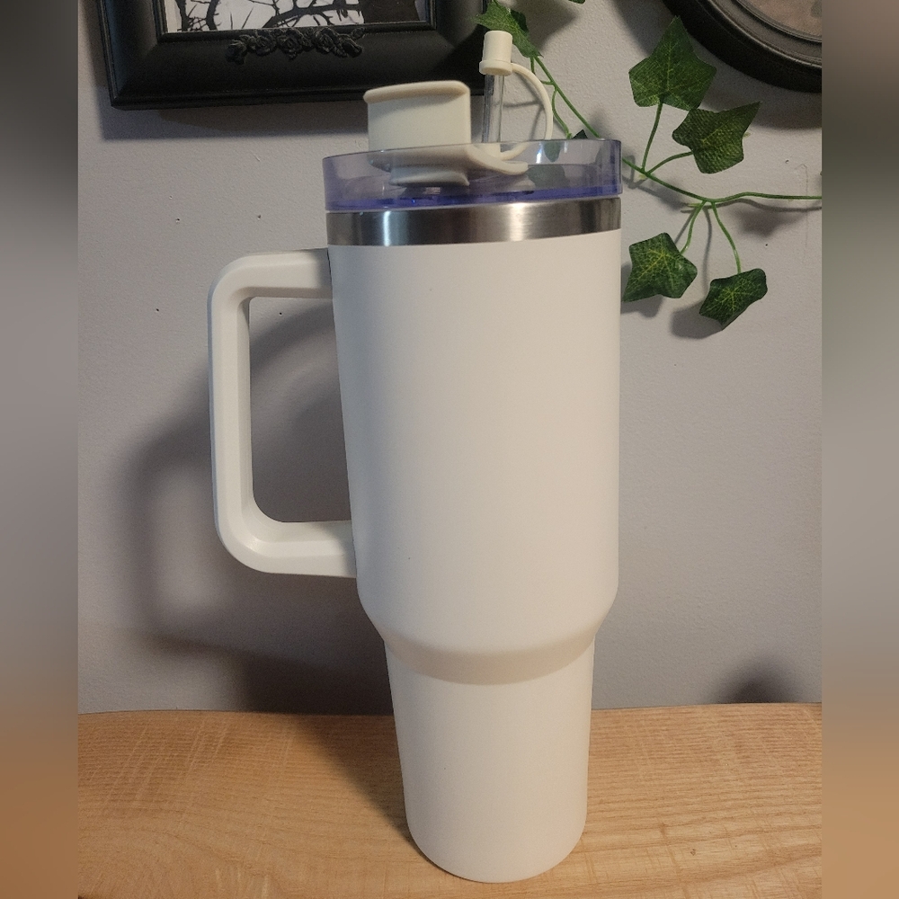 White Insulated Tumbler with Handle
